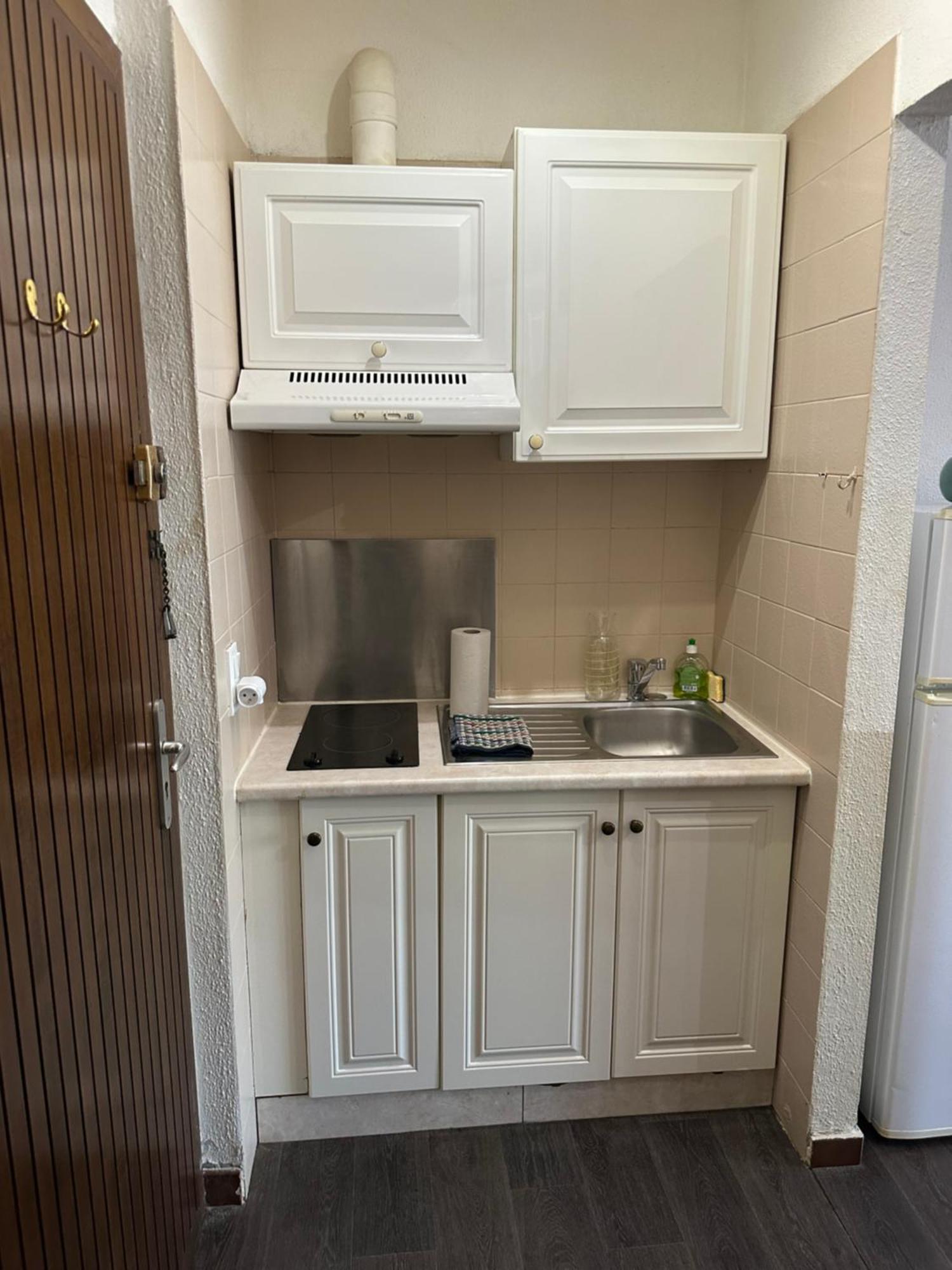 La Petite Maison De Titi Apartment